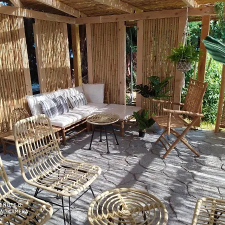 Bamboo Nest By The Sea Casa vacanze